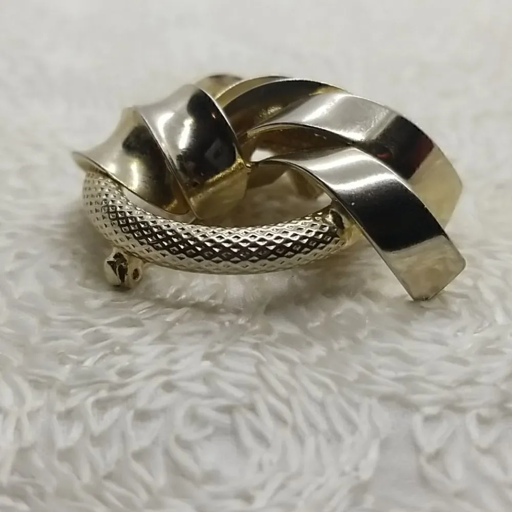 Gold Circle Pin Brooch  wrapped by gold tone ribbon style